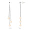 une paire de boucles d’oreilles en perles et diamants