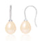 une paire de boucles d’oreilles en perles