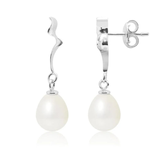 une paire de boucles d’oreilles en perles blanches