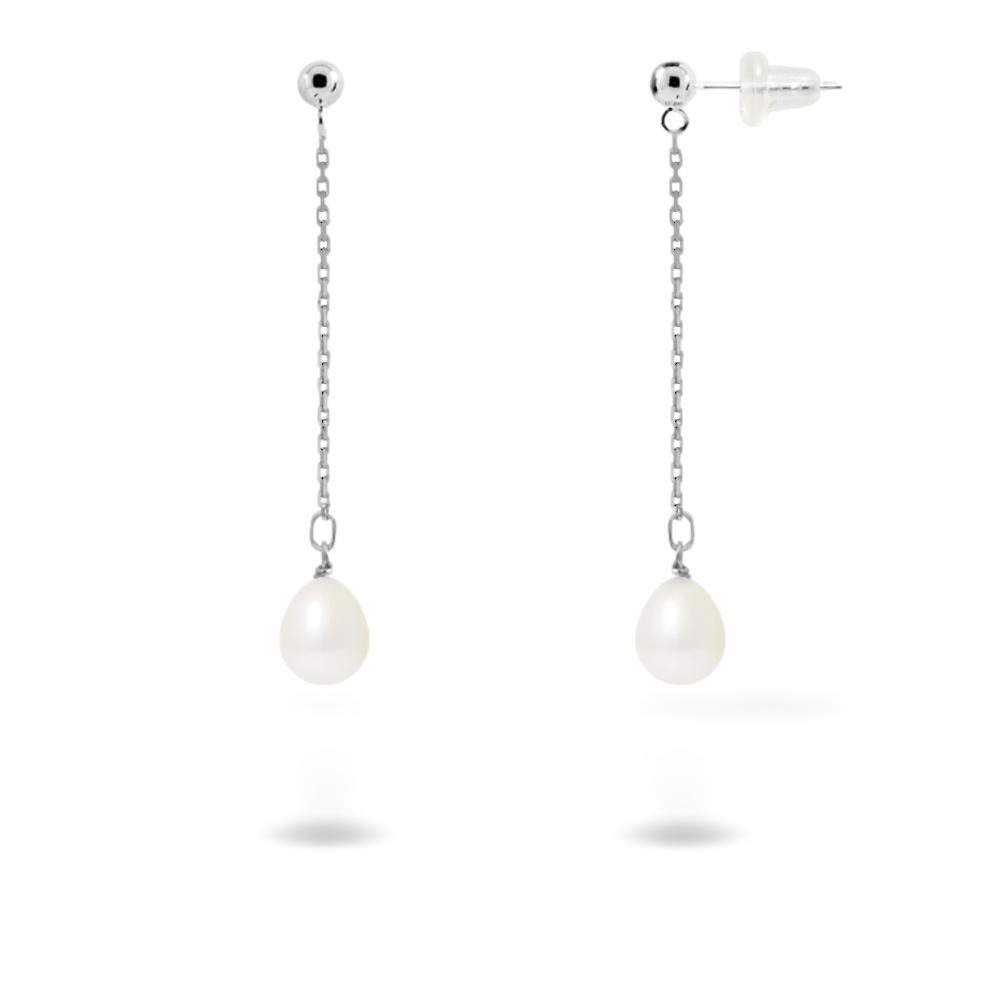 une paire de boucles d’oreilles en perles blanches