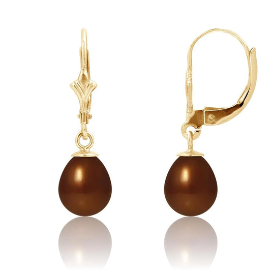 une paire de boucles d’oreilles en or et perles brunes