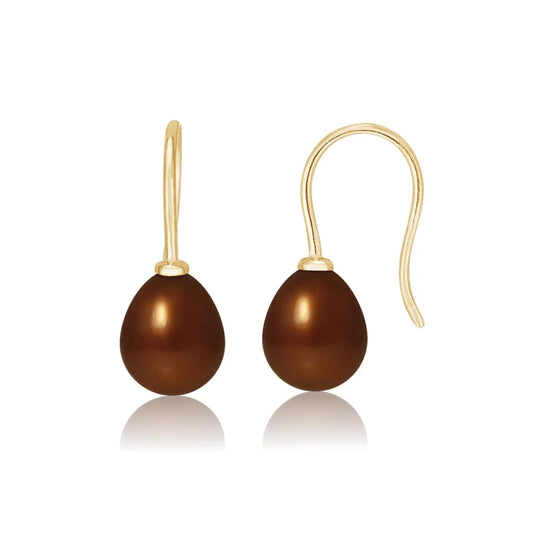 une paire de boucles d’oreilles en perles brunes
