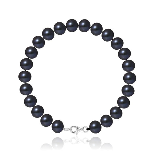 un bracelet de perles noires