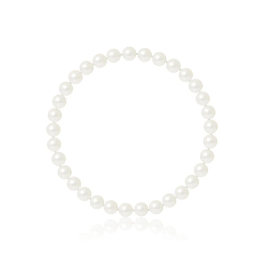 un bracelet de perles avec une perle blanche