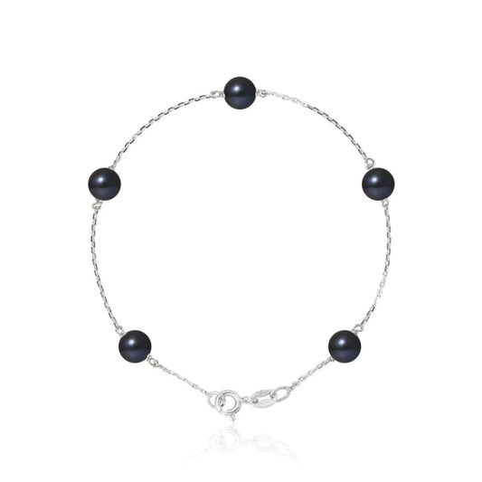 un bracelet en perles noires avec une chaîne en argent