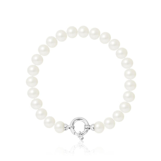 un bracelet en perles blanches avec un fermoir en argent