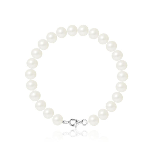 un bracelet en perles blanches avec un fermoir en argent