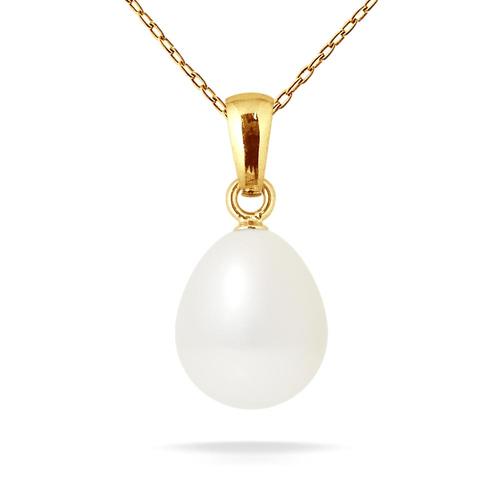 un pendentif en perle blanche sur une chaîne en or