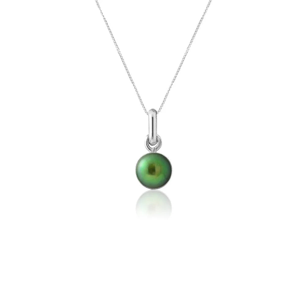 pendentif en perle verte avec un diamant